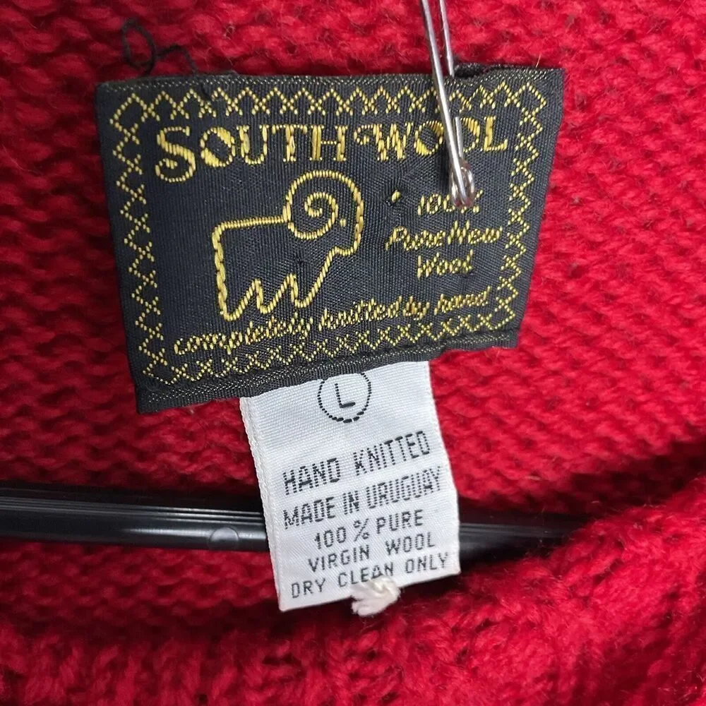 Vtg South Wool Sweater Large Women’s Red Button Accent HandKnit‎ Cable Pullover